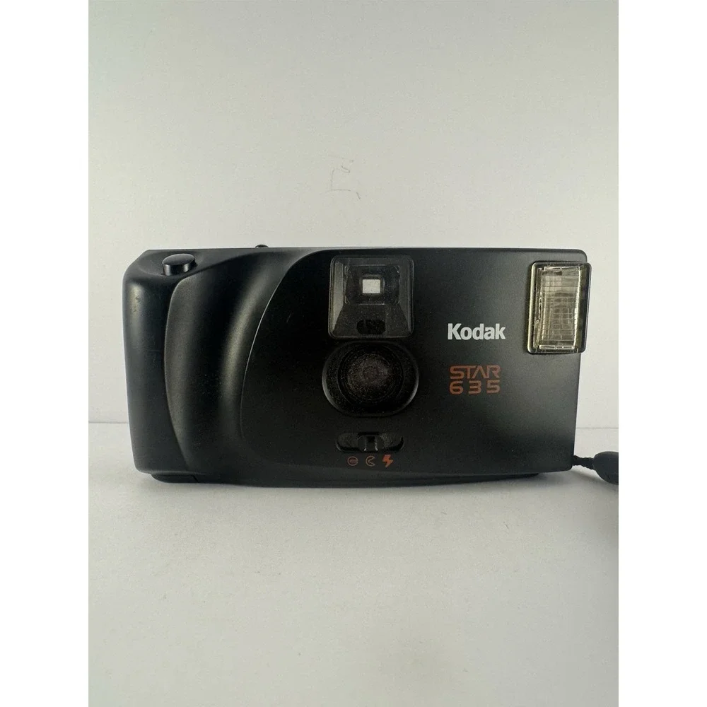 Kodak Star 635 Flash Point & Shoot Black DX Programmed 35mm Film Camera Untested